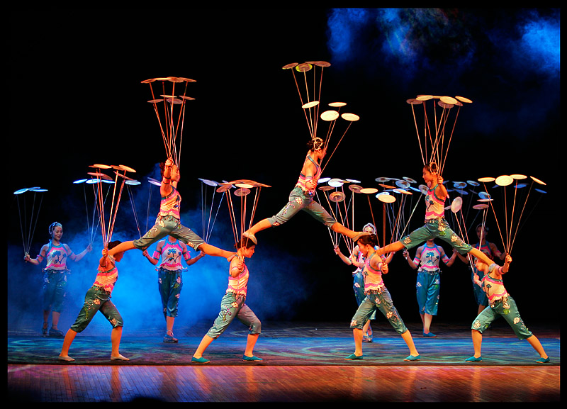 red theatre beijing acrobatic show