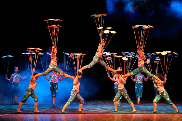 Red Theatre Beijing Acrobatic Show